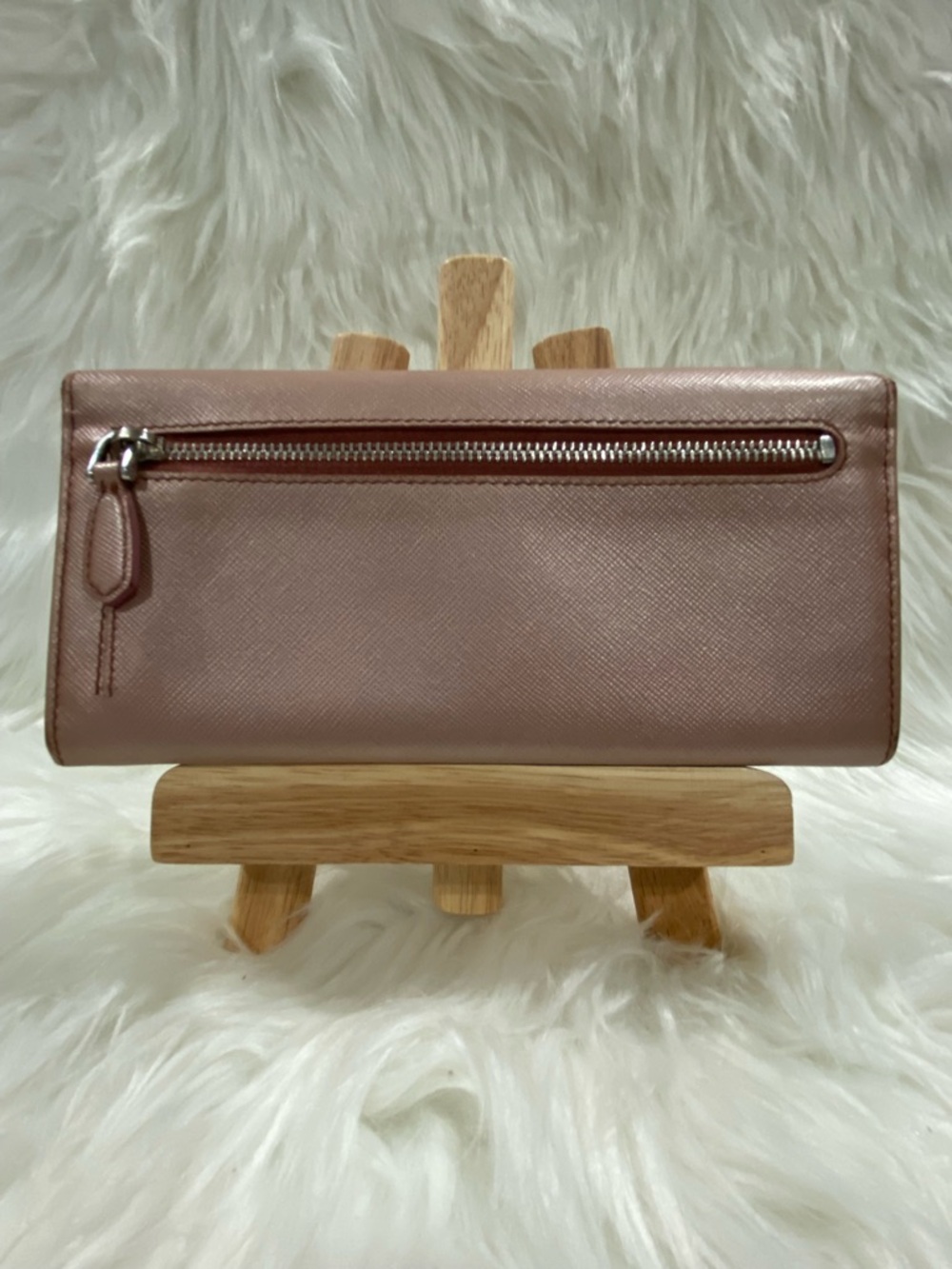 PRADA Rose Gold Saffiano Leather Long Wallet with Silver Logo - Picture 4 of 16